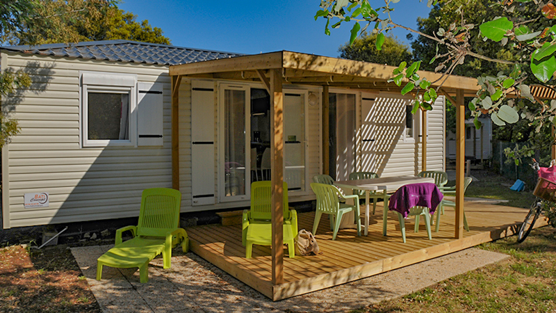 Cottage Grand confort Florès con terraza cubierta