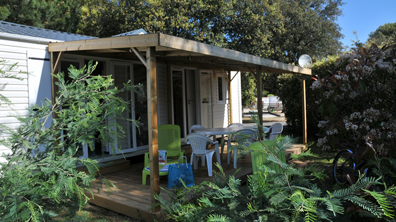 Cottage Grand Confort Glenans with covered terrace